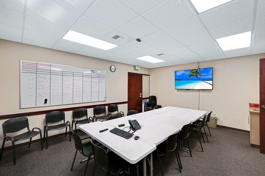 More Photos Of 1131 E Westview Ct, Spokane Medical For Lease