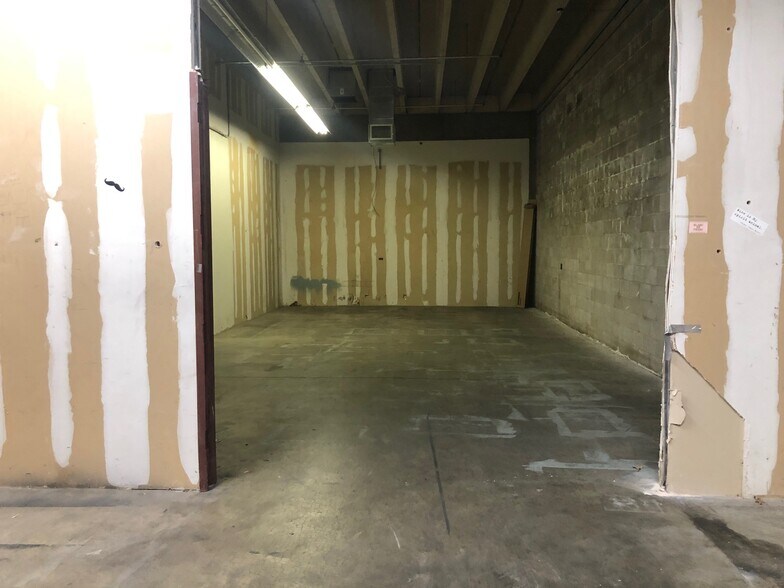 More Photos Of 223 N Boulder Ave, Tulsa General Retail For Lease
