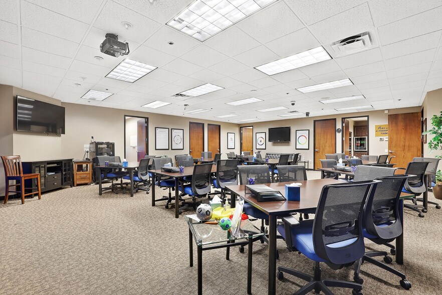 More Photos Of 17701 Cowan, Irvine Office For Sale