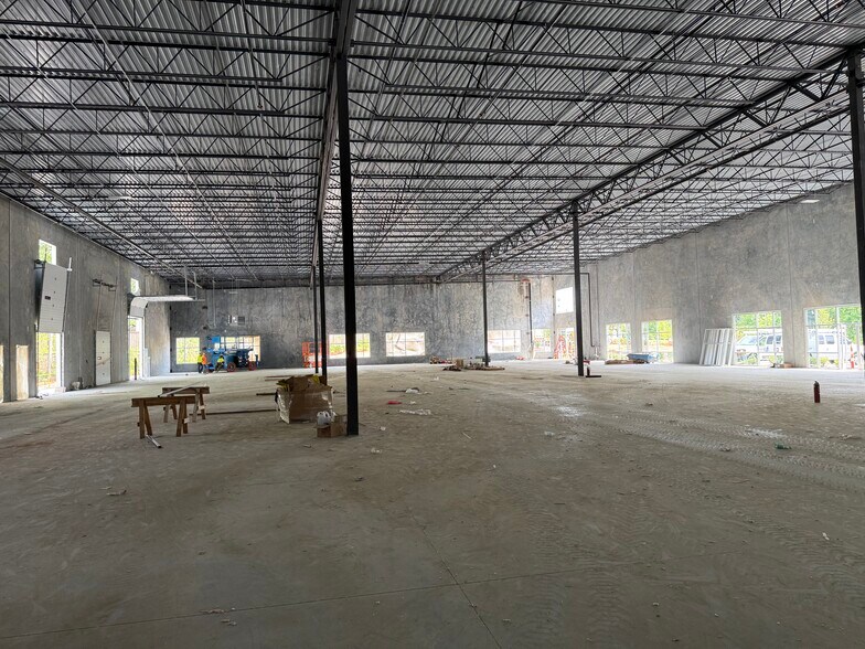 More Photos Of 1050 Northgate Ct, Morrisville Light Distribution For Lease