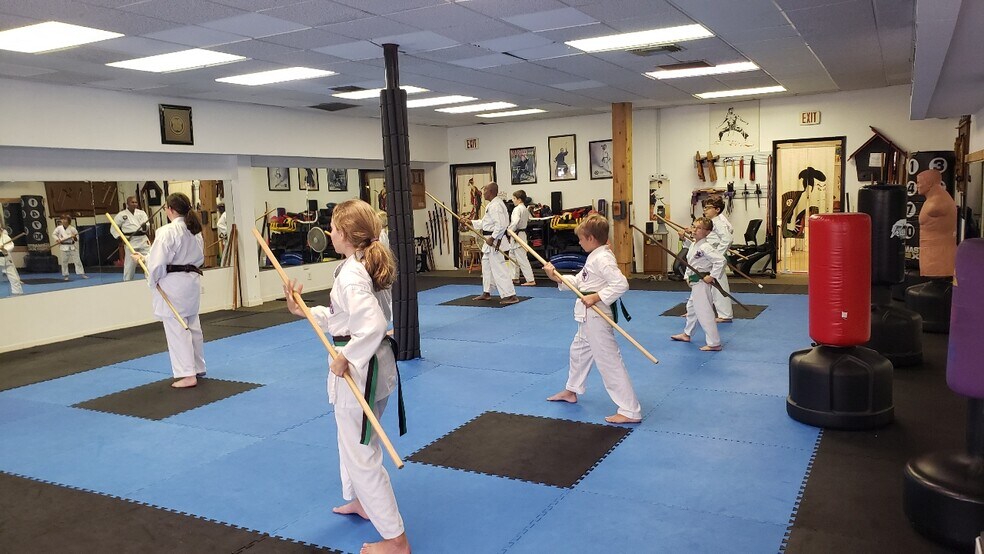 More Photos Of 7050 Winkler Rd, Fort Myers Restaurant For Lease