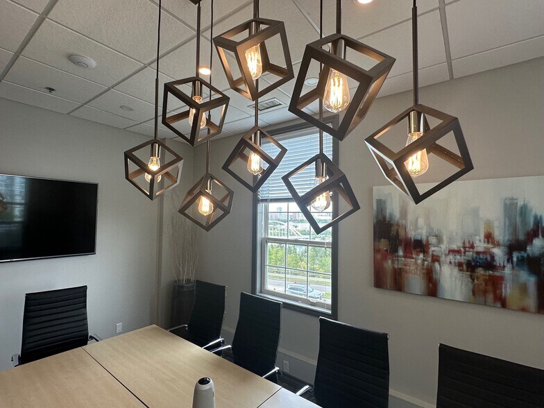 More Photos Of 10171 Saskatchewan Dr, Edmonton Office For Lease