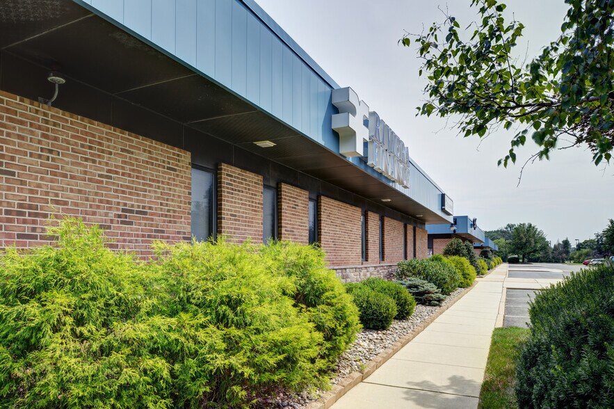 More Photos Of 3635 Quakerbridge Rd, Hamilton Medical For Lease