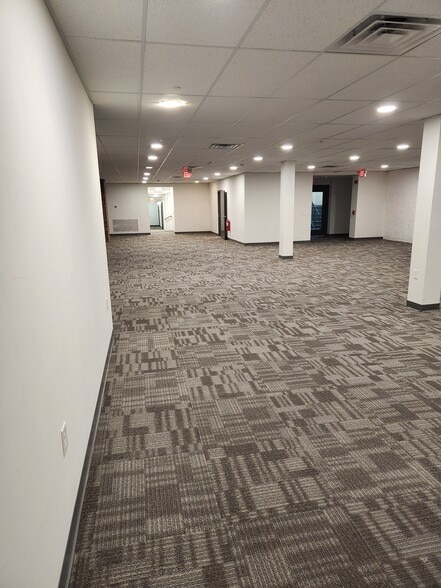 More Photos Of 124-128 Nassau St, Princeton General Retail For Lease