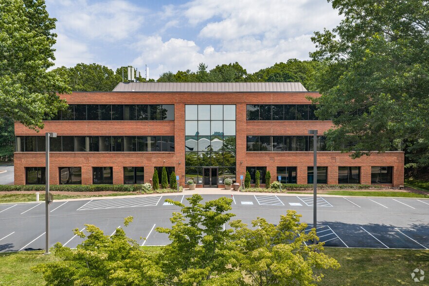 More Photos Of 55 Corporate Dr, Trumbull Office For Lease