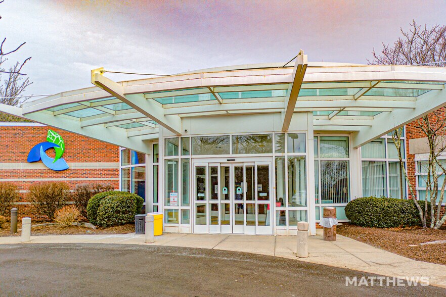 More Photos Of ,  Office For Sale