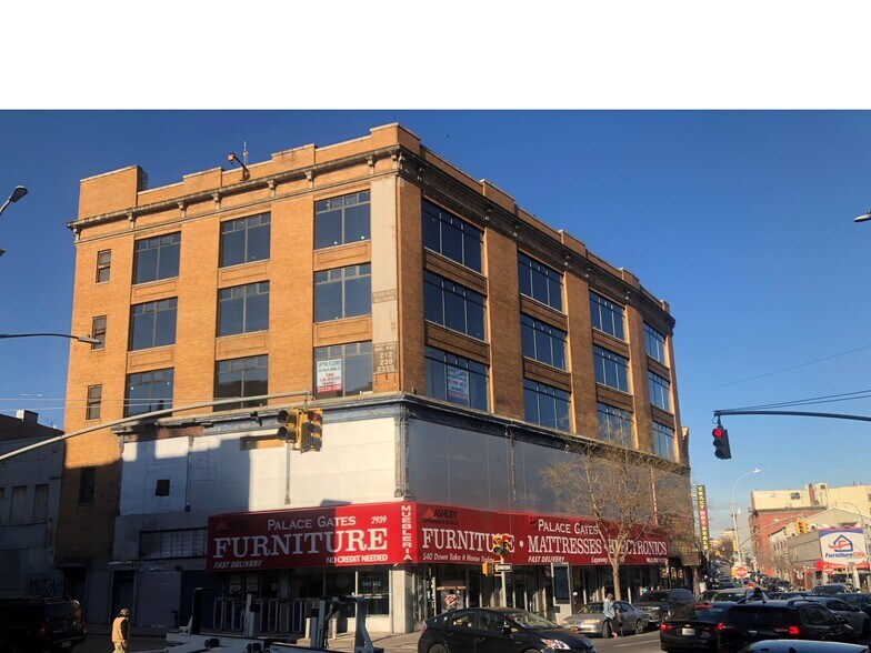 More Photos Of 2939 3rd Ave, Bronx Office For Lease