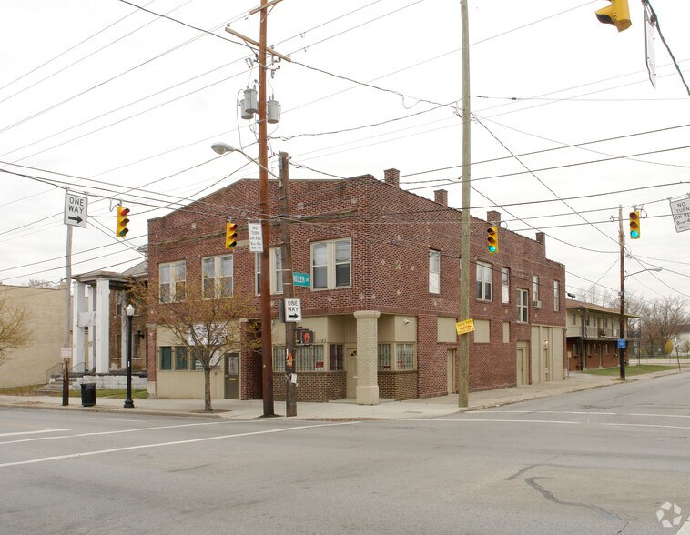 Primary Photo Of 1445-1447 E Main St, Columbus Storefront Retail Residential For Sale