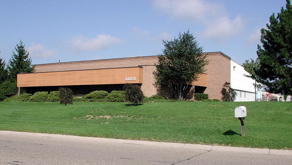 More Photos Of 1900 Northfield Dr, Rochester Hills Warehouse For Sale