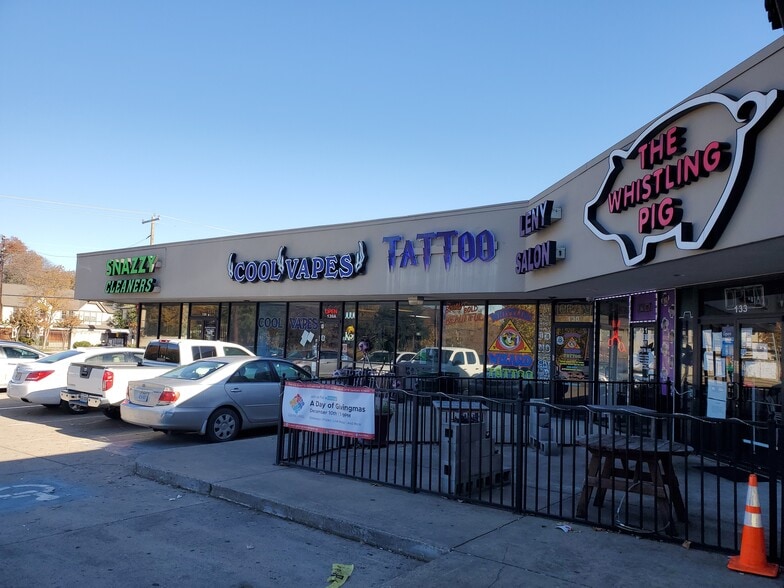 More Photos Of 8786 Ferguson Rd, Dallas General Retail For Lease