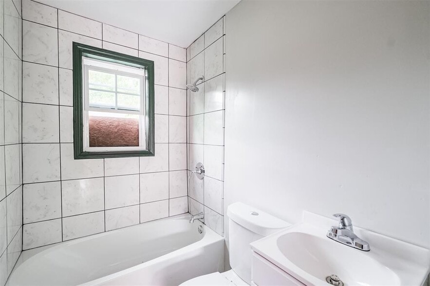 More Photos Of 3349 Anita St, Houston Specialty For Sale