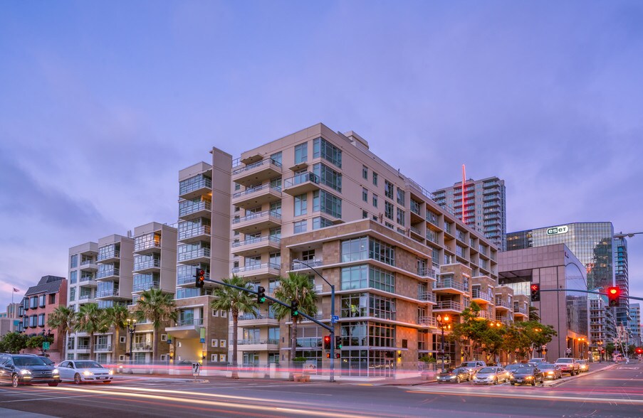 More Photos Of 868 W Ash St, San Diego Apartments For Lease