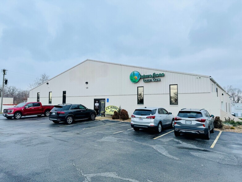 Primary Photo Of 125 N Service Rd, Saint Peters Warehouse For Sale