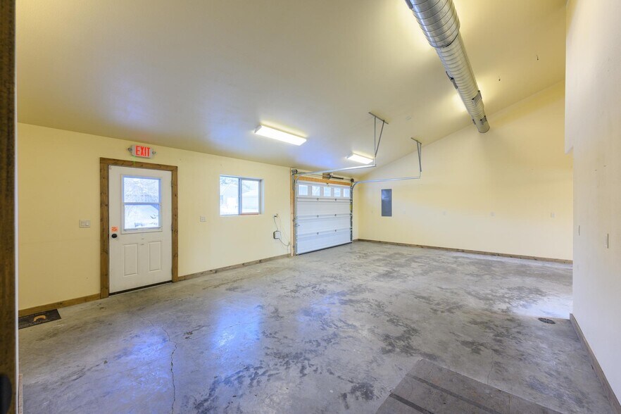 More Photos Of 312 Dewey Ave, Eureka Storefront Retail Office For Lease