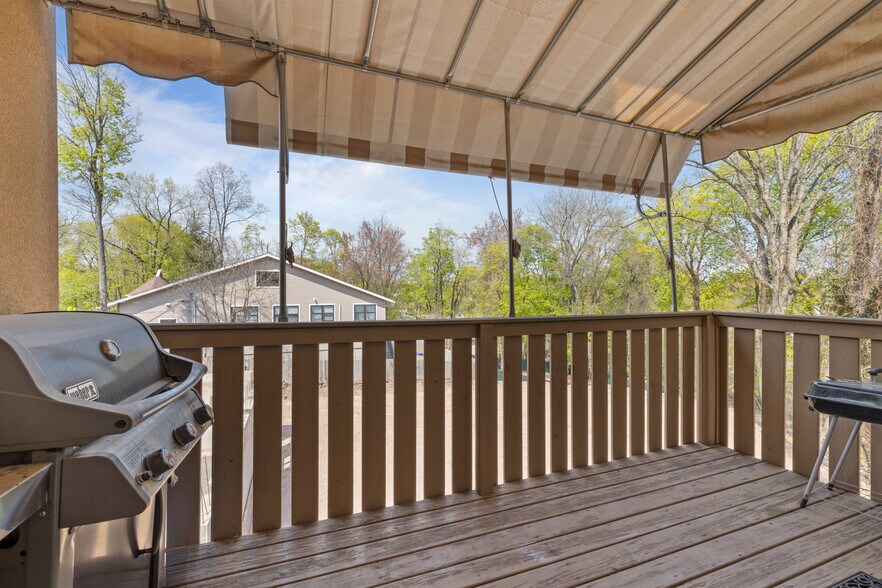 More Photos Of 68 Main St, Monsey Apartments For Sale