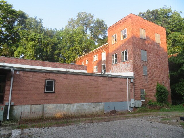 More Photos Of 300 Water St, Saint Charles Office For Sale