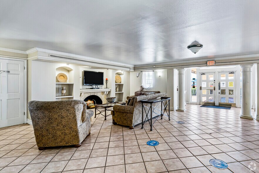 More Photos Of 1035 Martin Luther King Jr Dr, Monroe Hotel For Sale