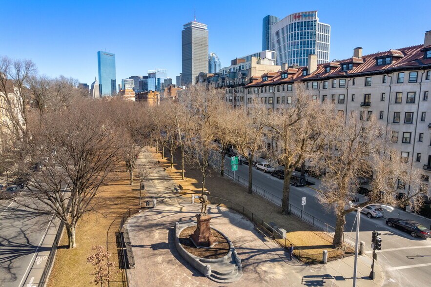 More Photos Of 400 Commonwealth Ave, Boston Medical For Sale