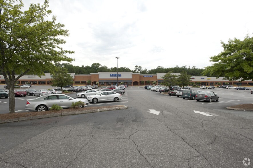 More Photos Of 8560 Holcomb Bridge Rd, Alpharetta Unknown For Lease