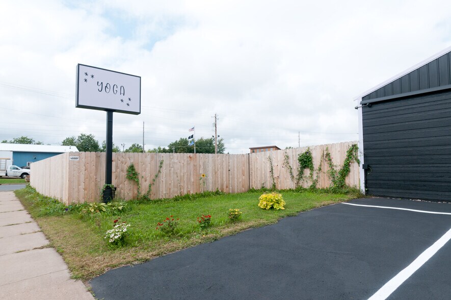 More Photos Of 23 W St. Patrick St, Rice Lake Storefront For Sale