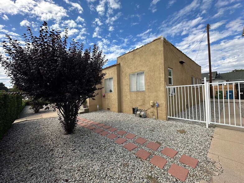 More Photos Of 1111-1121 W Alhambra Rd, Alhambra Apartments For Sale