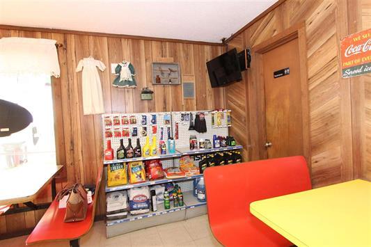 More Photos Of 315 N Bridge St, Enterprise Service Station For Sale