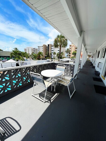 More Photos Of 14711 Gulf Blvd, Madeira Beach Hotel For Sale