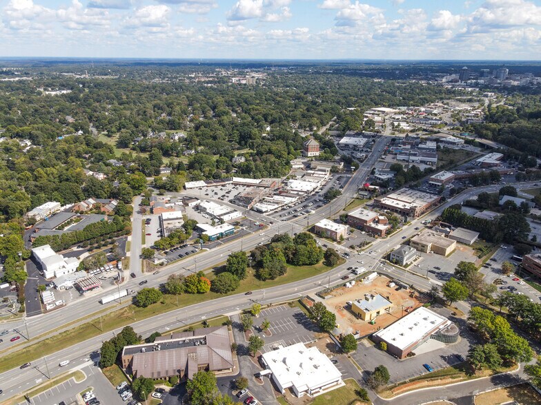 More Photos Of 1842 Banking St, Greensboro Office For Sale