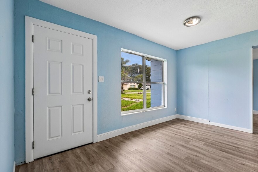More Photos Of 4821 Shoshone St, Orlando Multifamily For Sale