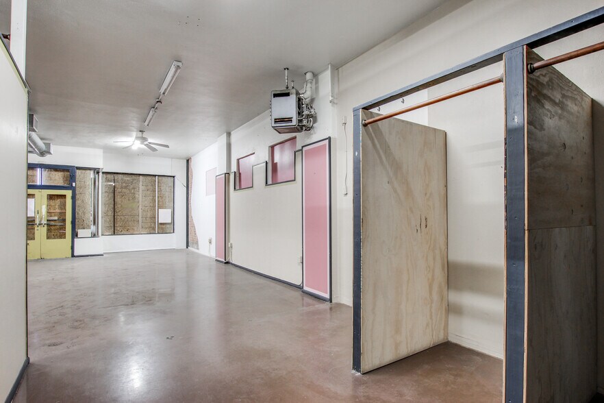 More Photos Of 420-424 E 6th St, Tucson Storefront For Lease