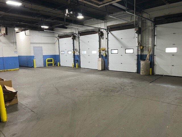 More Photos Of 95 Grand Ave, Pawtucket Manufacturing For Lease