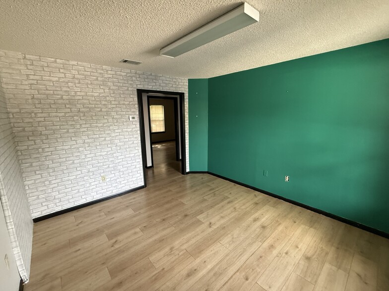 More Photos Of 1205 Baytree Rd, Valdosta Medical For Lease
