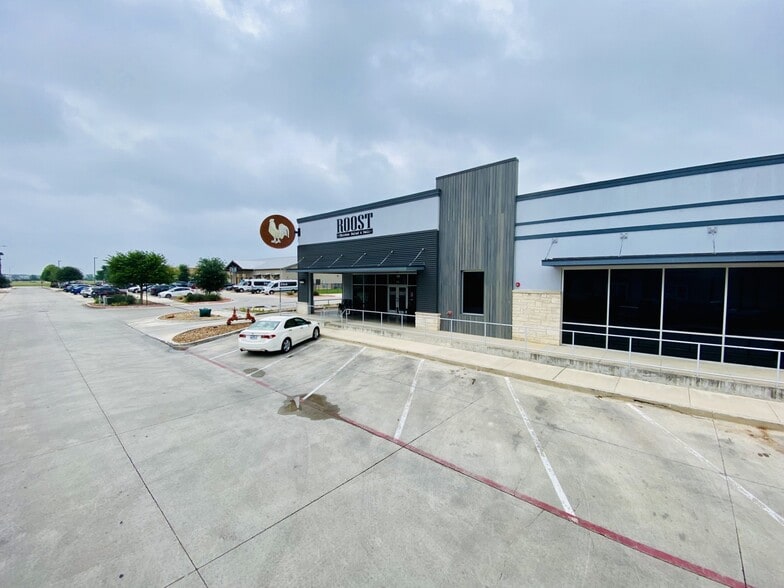 More Photos Of 2124 Gabriel's Place, New Braunfels Office For Lease