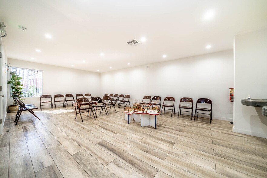 More Photos Of 2503 Beverly Blvd, Los Angeles Medical For Sale