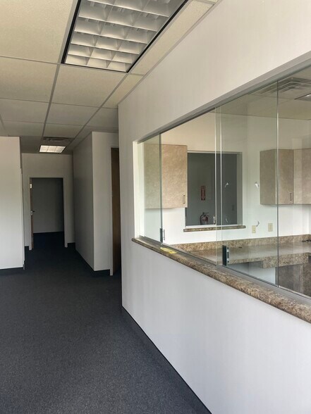 More Photos Of 352 Belmont St, Worcester Medical For Lease