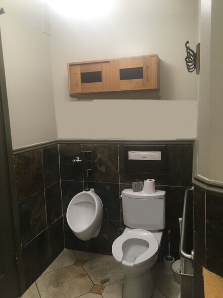 More Photos Of 327-339 15th St, Oakland Office For Sale
