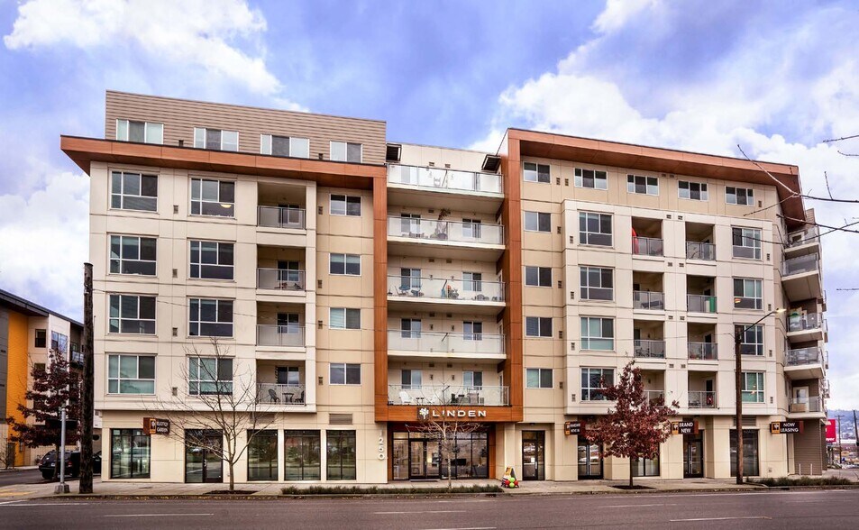 More Photos Of 1250 E Burnside St, Portland Apartments For Lease