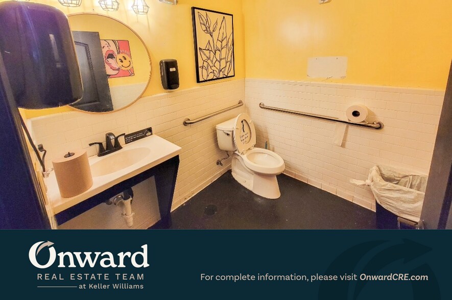 More Photos Of 800-816 S 7th St, Waco Restaurant For Lease
