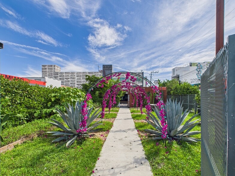 More Photos Of 2509 N Miami Ave, Miami Loft Creative Space For Lease