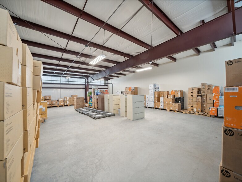 More Photos Of 2005 N Yellowood Ave, Broken Arrow Warehouse For Sale