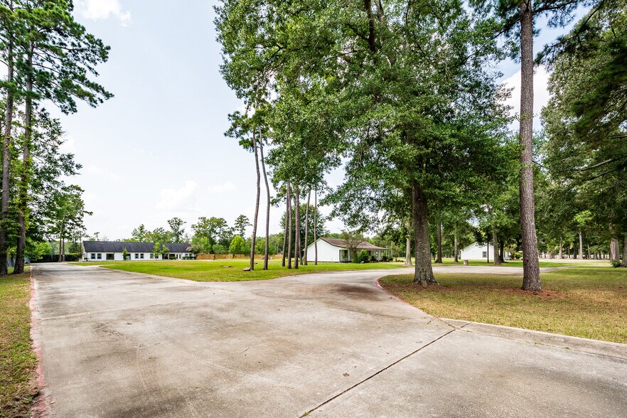 More Photos Of 16111 Porter Ln, Porter Flex For Sale