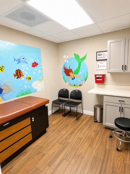 More Photos Of 2506 Acorn St, Fort Pierce Office For Lease