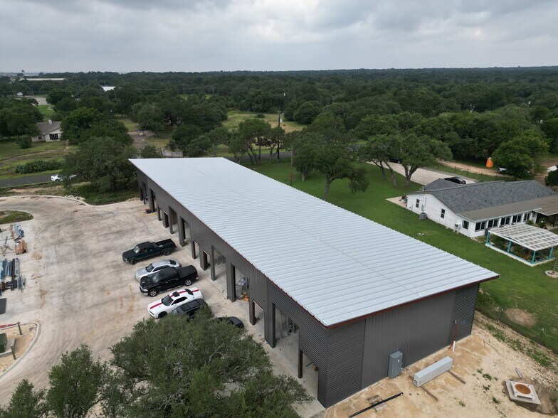 More Photos Of 7000 Airport Rd, Georgetown Light Distribution For Sale