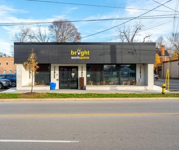 Primary Photo Of 76 Lake St, St Catharines Coworking Space