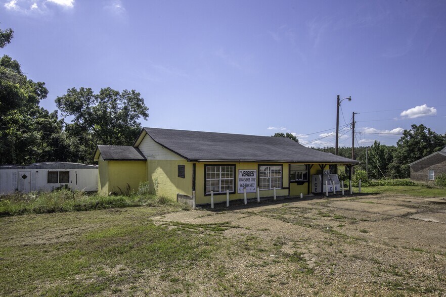 More Photos Of 41 County Road 115, Abbeville Flex For Sale