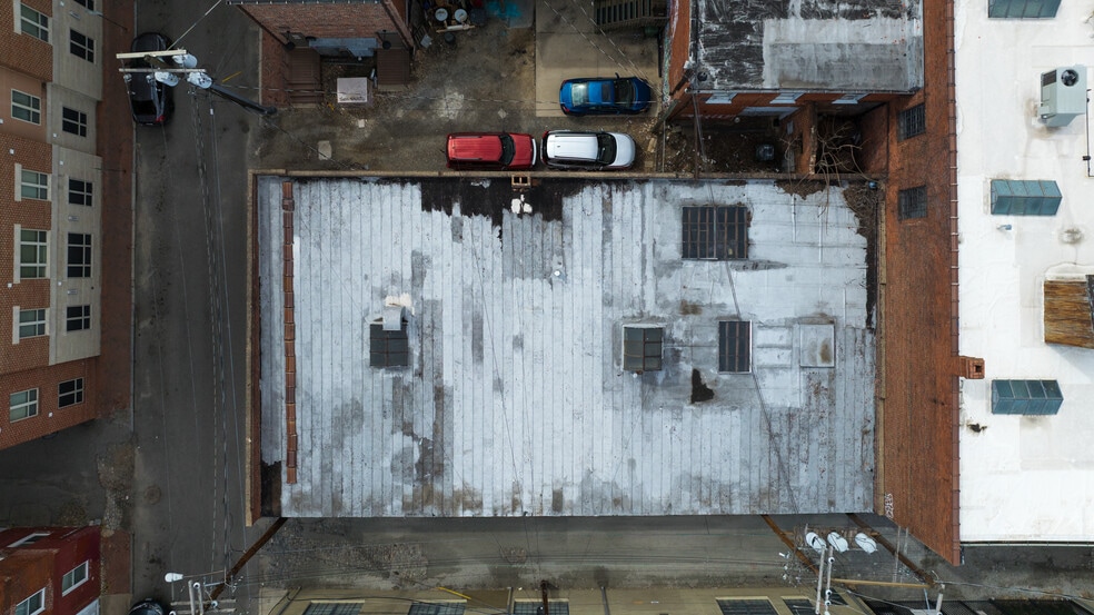 More Photos Of 304-306 Gilmer St, Richmond Manufacturing For Sale