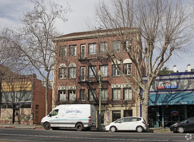More Photos Of 378 Grand Ave, Oakland Apartments For Lease