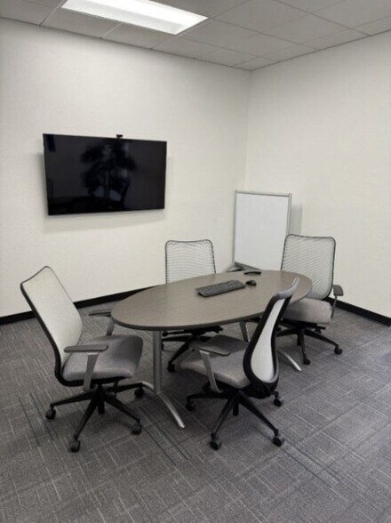 More Photos Of 1553 Simpson Way, Escondido Warehouse For Lease