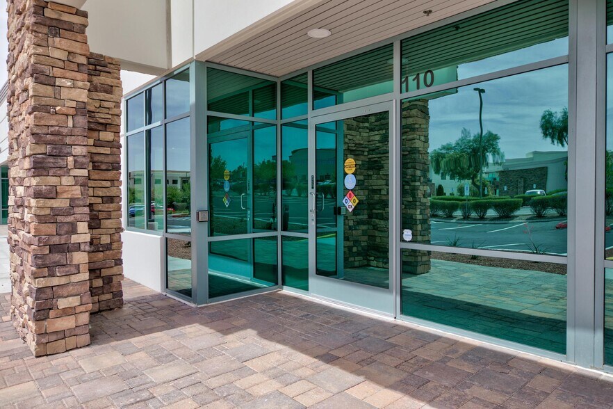 More Photos Of 3051 W Horizon Ridge Pky, Henderson Office For Lease