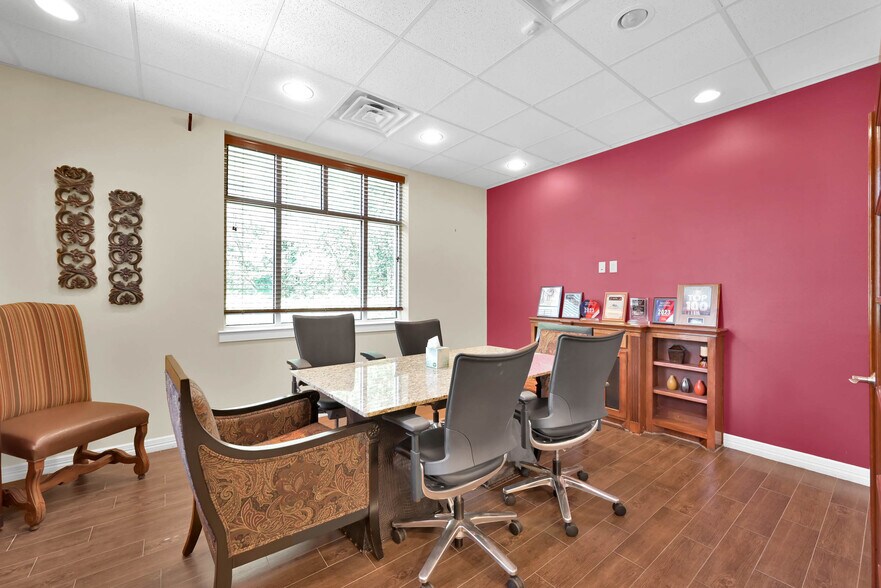 More Photos Of 8505 Technology Forest Pl, The Woodlands Office For Lease